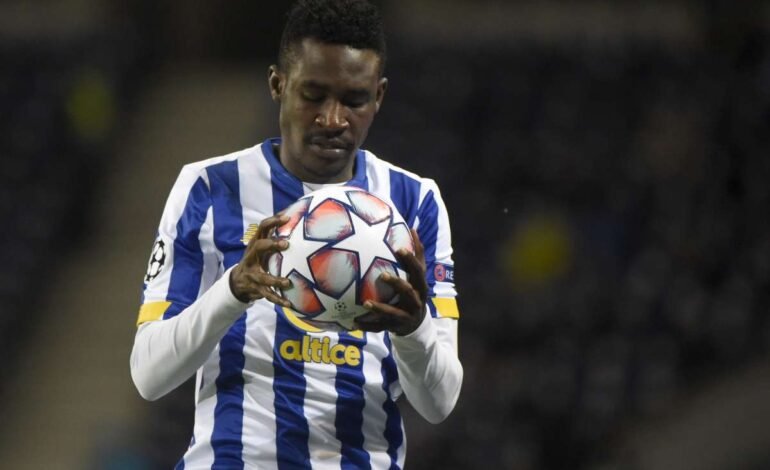 Sanusi Set To Join Saudi Club Al-Qadsiah